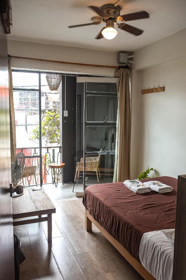 Black Llama Hostel Lima Exteriör bild